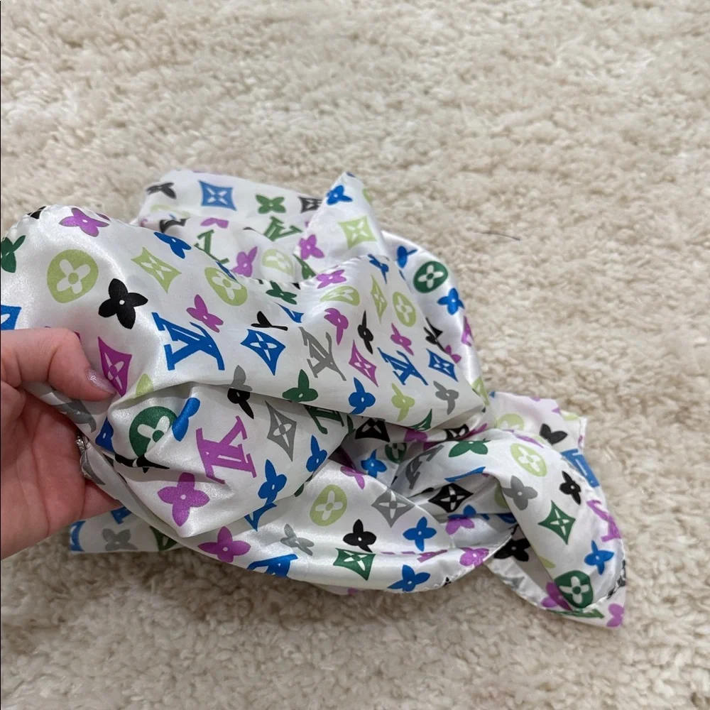 Louis Vuitton Colorful Monogram Scarf - Picture 3 of 3